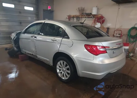 2011 Chrysler 200 Touring из США, поврежденный, VIN 1C3BC1FB0BN512866